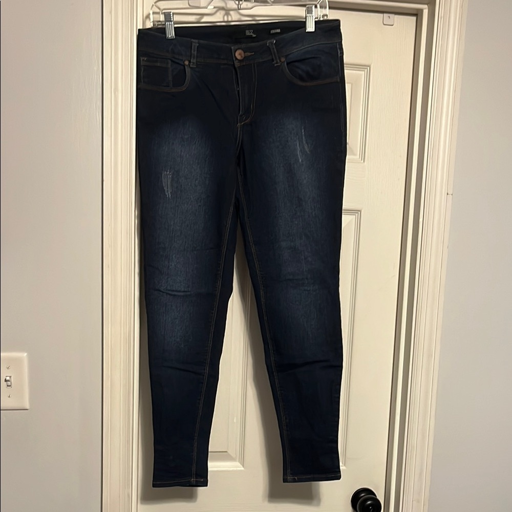 1822 Denim Blue Skinny Jeans with Stretch